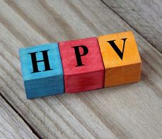 Szczepionka przeciwko HPV – kiedy się szczepić i dlaczego? Czy jest bezpłatna?