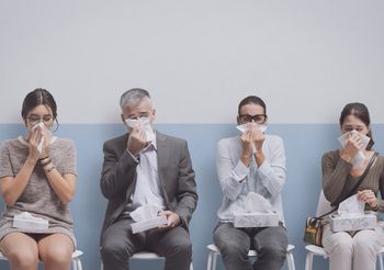 Gdy leki i domowe sposoby na przeziębienie nie pomagają, trzeba iść do lekarza.